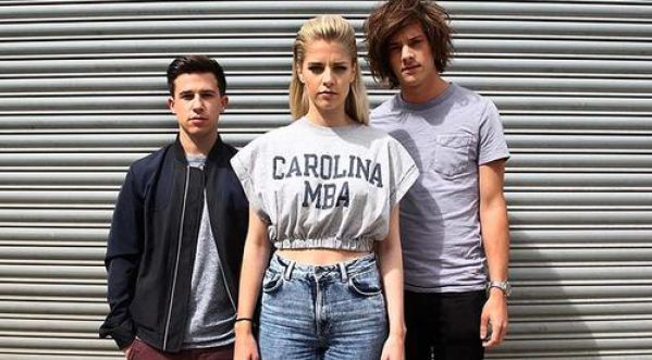 LONDON GRAMMAR REPREND « WRECKING BALL » DE MILEY CYRUS