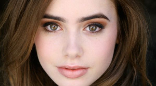 Lily Collins, le nouveau visage de Lancôme