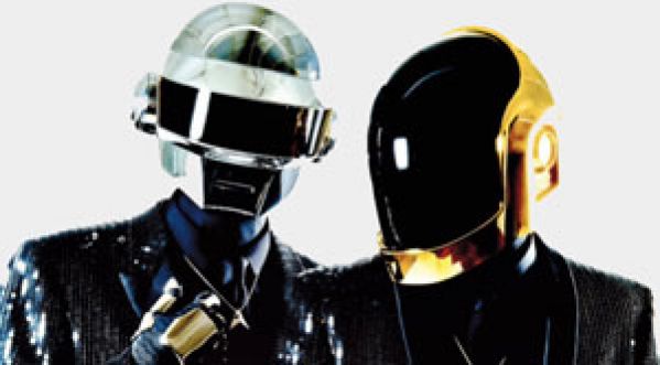 Brit Awards 2014 : les Daft Punk sont venus en slip !