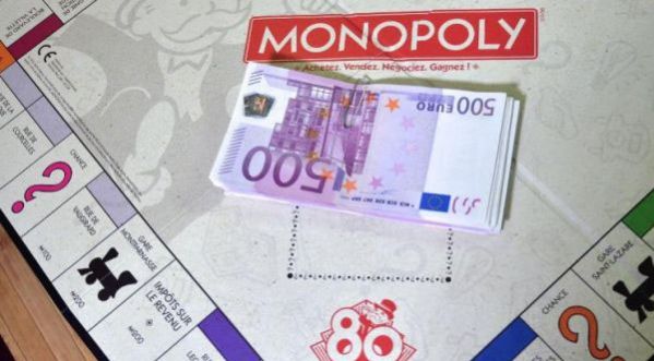 A l’occasion de ses 80 ans, Monopoly nous offre des vrais billets de banque!