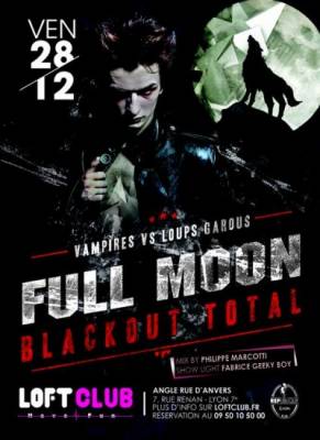 FULL MOON « Vampires VS Loups Garous