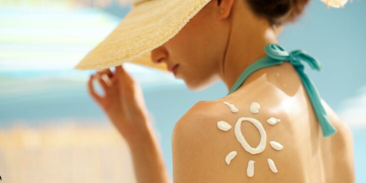 Rentrée 2024 : 6 super astuces pour garder son bronzage plus longtemps