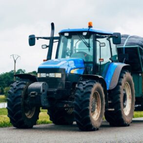 Permis de conduire peut-on dépasser un tracteur s’il y a une ligne blanche