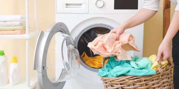 Ce bouton peu connu sur votre lave linge permet de faire baisser le coût d’un lavage de 60%