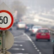 Ces changements à connaître sur les limitations de vitesse en 2025 pour garder son permis de conduire