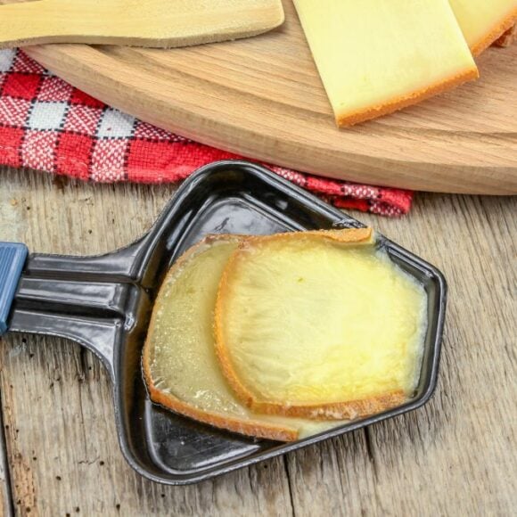 60 millions de consommateurs a trouvé le meilleur fromage à raclette pour cet hiver