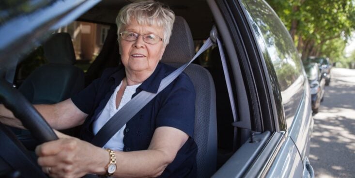 Code de la route les conducteurs de plus de 70 sont-ils vraiment interdits de prendre le volant