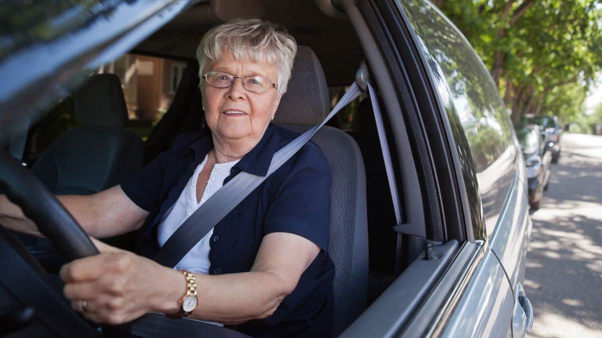 Code de la route les conducteurs de plus de 70 sont-ils vraiment interdits de prendre le volant