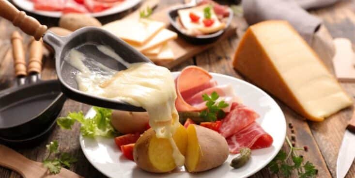 Cet appareil génial pour manger une bonne raclette sans fumée ni odeur de fromage