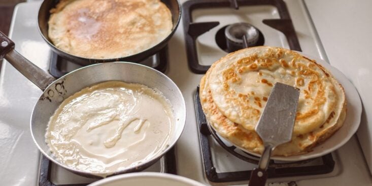 La recette facile des crêpes du grand chef Paul Bocuse pour ne plus jamais les rater