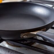 Cette poêle Tefal anti-adhésive fait l’unanimité selon 60 millions de consommateurs