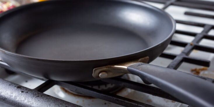 Cette poêle Tefal anti-adhésive fait l’unanimité selon 60 millions de consommateurs