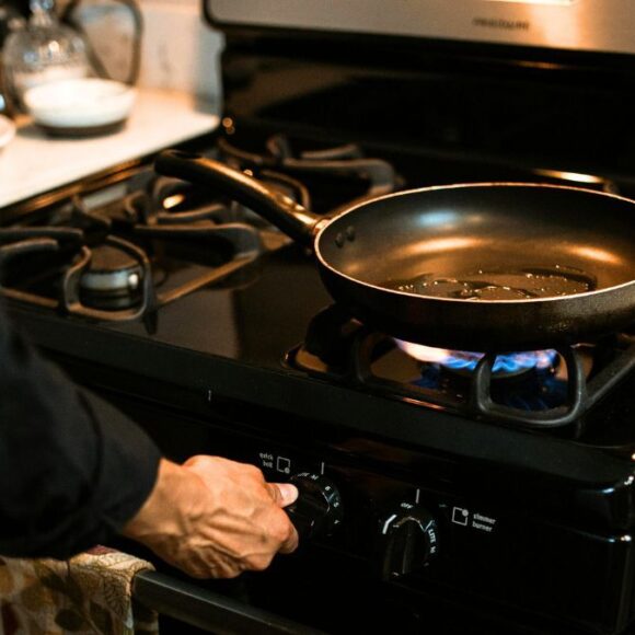 La meilleure poêle pour cuisiner sans avoir d’aliments qui accrochent dessus selon 60 millions de consommateurs