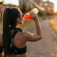 Ces boissons à ne plus jamais boire pendant le sport d’après 60 millions de consommateurs